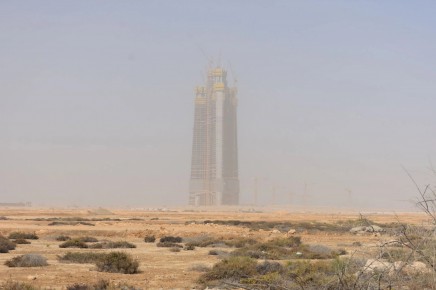 Toto měla být nejvyšší budova světa, Jeddah tower. Dnes je to oblast duchů.
