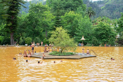 Koupání v termálních zahradách Terra Nostra 