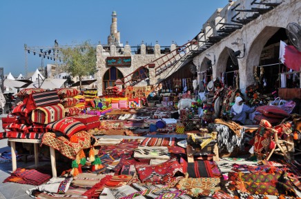 Nakoupíte na tradičním trhu