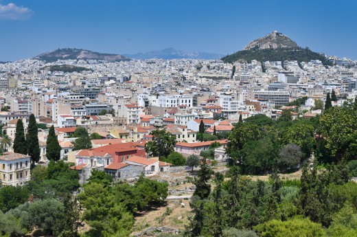 Pahorek Lykavittos patří k ikonám Atén. Vyjedete nahoru lanovkou a vychutnáte si frappé s výhledem na Athény pod nohama?