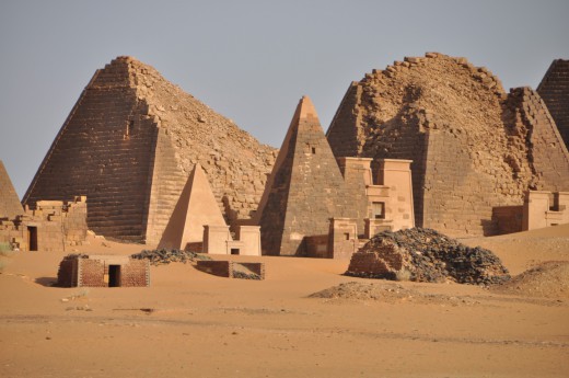 Kolik pyramid napočítáte v Meroe? 