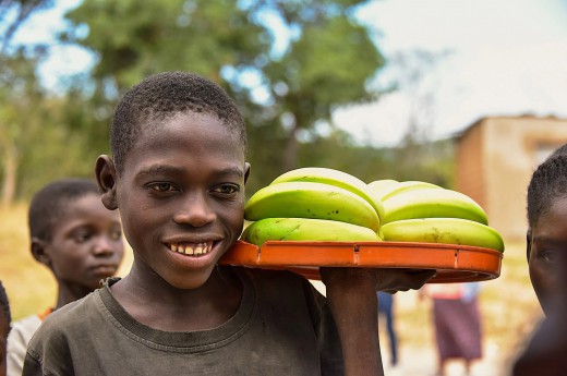 Místní děti ve vesnici  v Zimbabwe